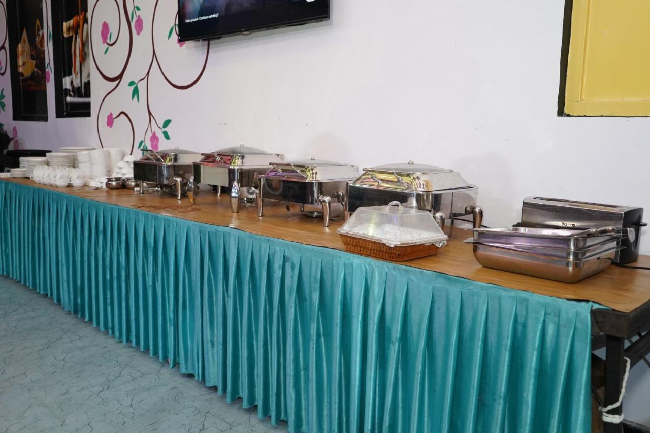 The Dwelling Paradise Hotel Greater Noida Exterior photo