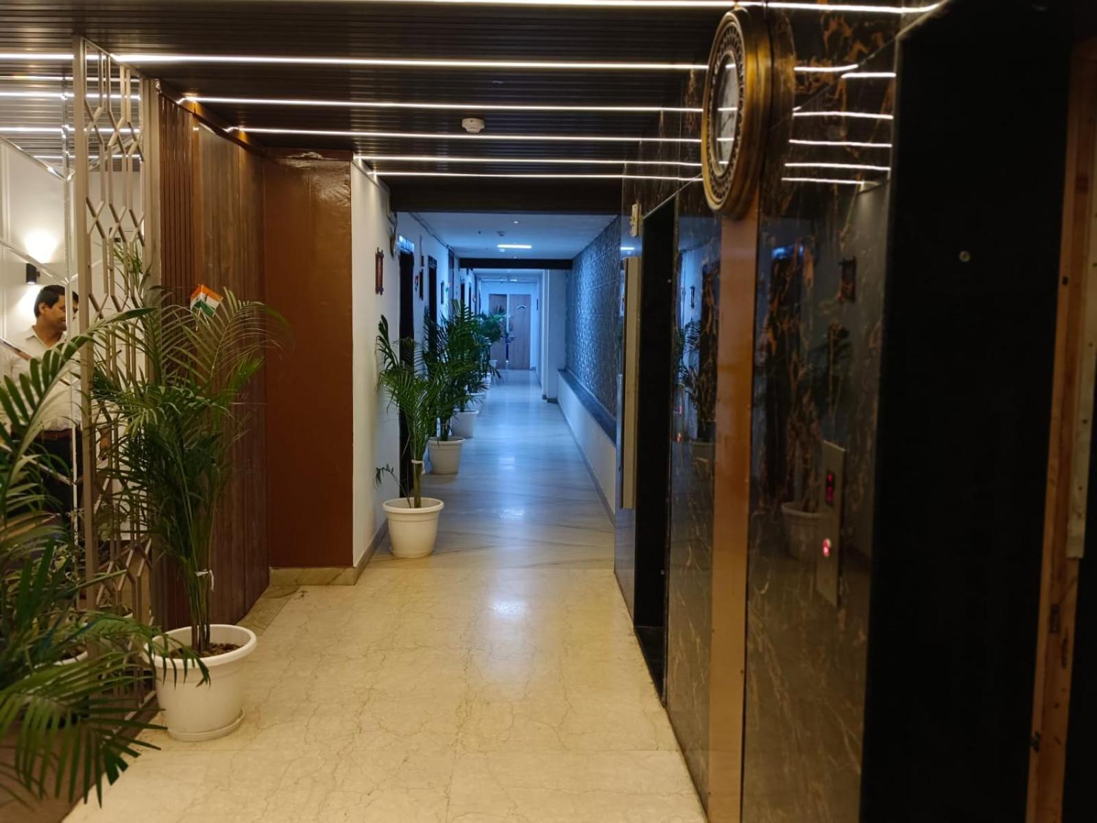 The Dwelling Paradise Hotel Greater Noida Exterior photo